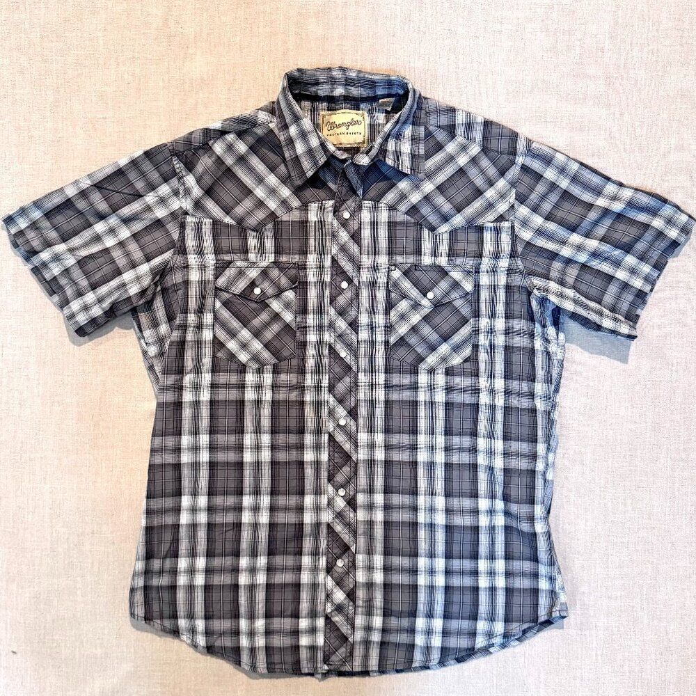 Wrangler Western Pearl Snap Shirt Men’s Large Gray Plaid Short Sleeve Cowboy